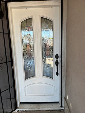 13317 Bixler, Downey, CA 90242