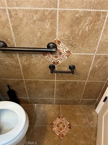 13317 Bixler, Downey, CA 90242