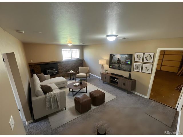 7021 Saulsbury St, Arvada, CO 80003