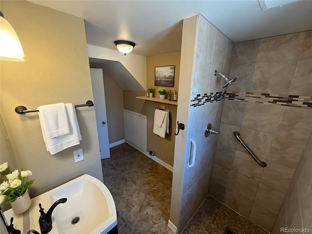 7021 Saulsbury St, Arvada, CO 80003