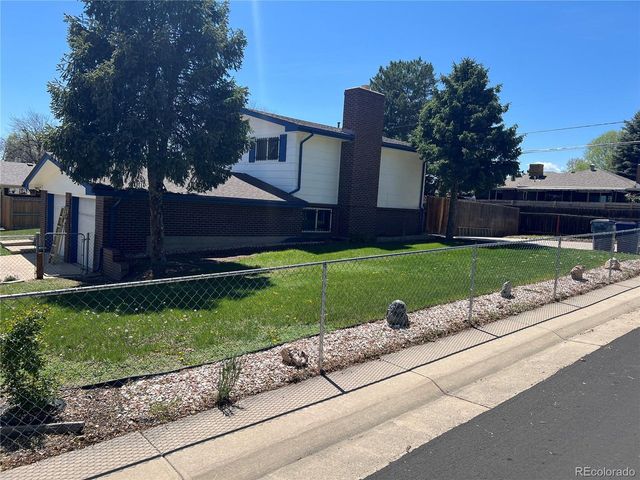 7021 Saulsbury St, Arvada, CO 80003