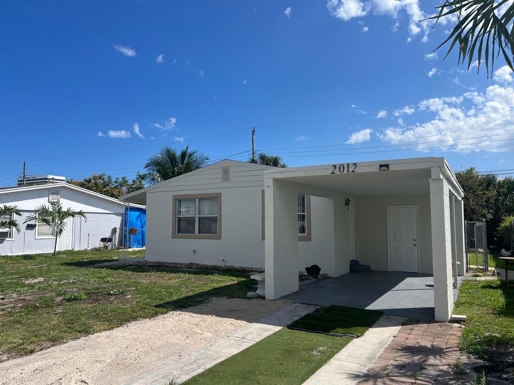 2012 Ardmore Road, West Palm Beach, FL 33409