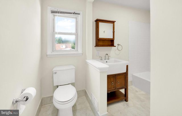 123 KEYS ST, Conshohocken, PA 19428