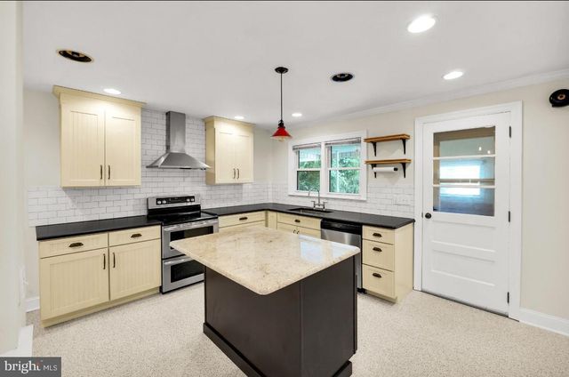 123 KEYS ST, Conshohocken, PA 19428