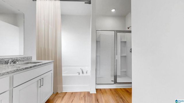 524 FOGGY BROOK LOOP, Chelsea, AL 35043