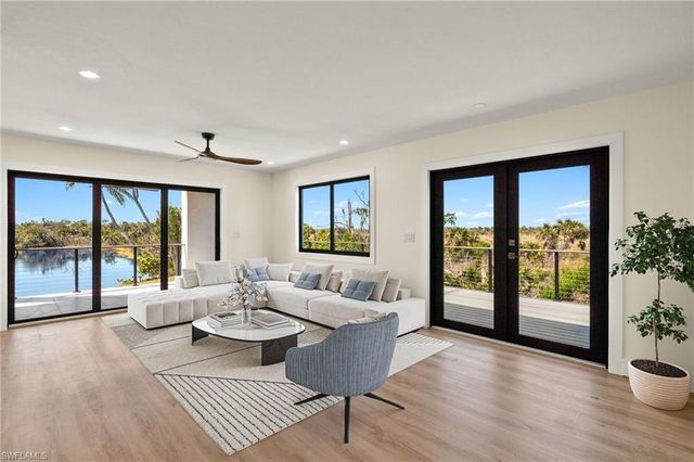 3702 Coquina DR, Sanibel, FL 33957