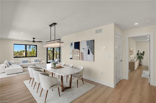 3702 Coquina DR, Sanibel, FL 33957