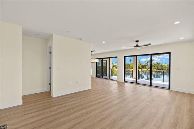 3702 Coquina DR, Sanibel, FL 33957