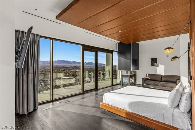 4381 West Flamingo Road 57308, Las Vegas, NV 89103