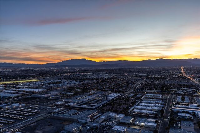 4381 West Flamingo Road 57308, Las Vegas, NV 89103