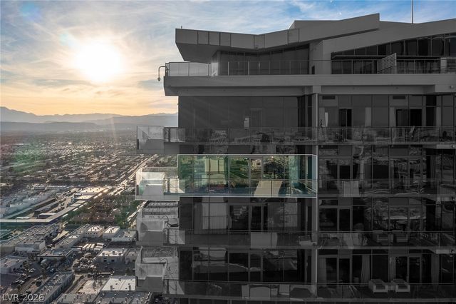 4381 West Flamingo Road 57308, Las Vegas, NV 89103