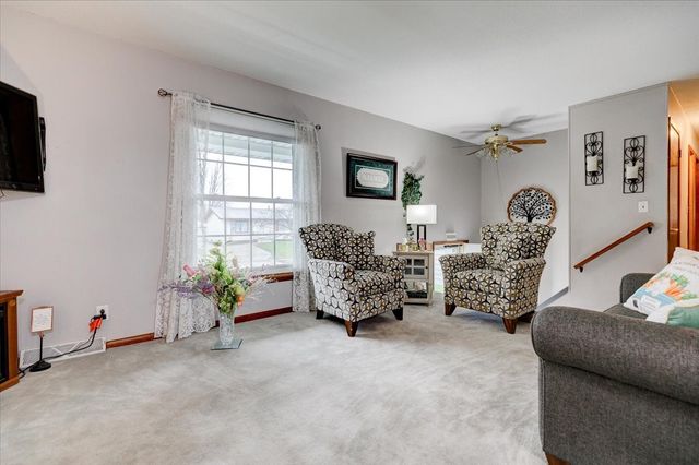 4104 E Garden Avenue, Des Moines, IA 50317