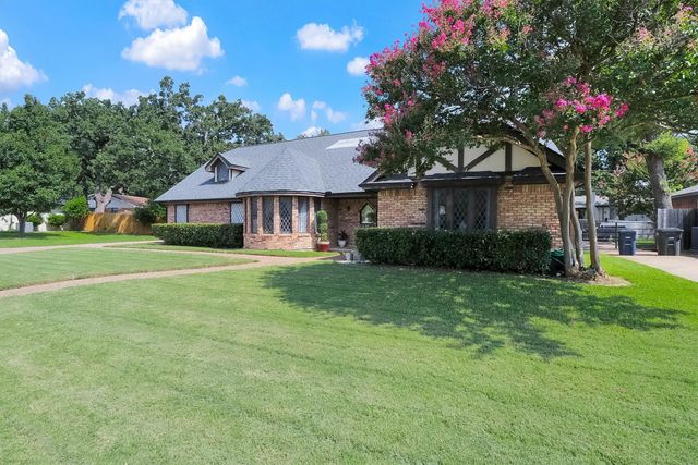 7217 Martha Lane, Fort Worth, TX 76112