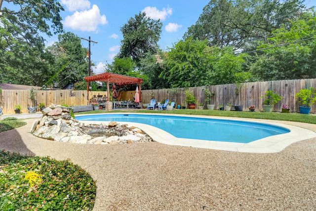7217 Martha Lane, Fort Worth, TX 76112