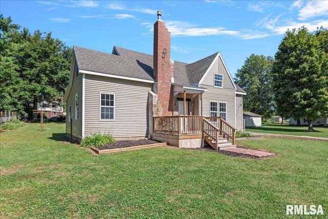 116 E CENTER Street, Mt Auburn, IL 62547