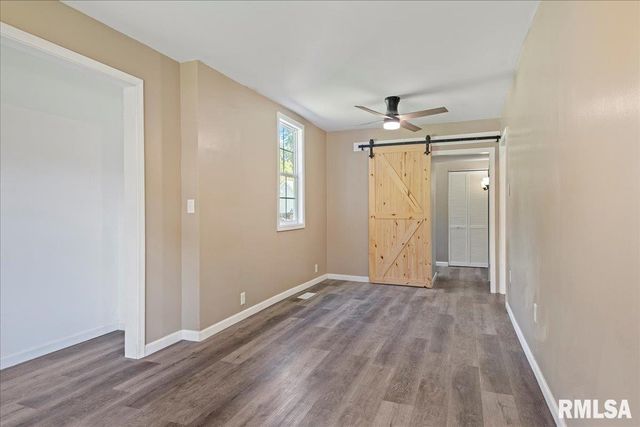 116 E CENTER Street, Mt Auburn, IL 62547