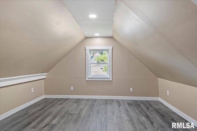 116 E CENTER Street, Mt Auburn, IL 62547