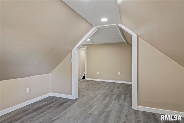 116 E CENTER Street, Mt Auburn, IL 62547