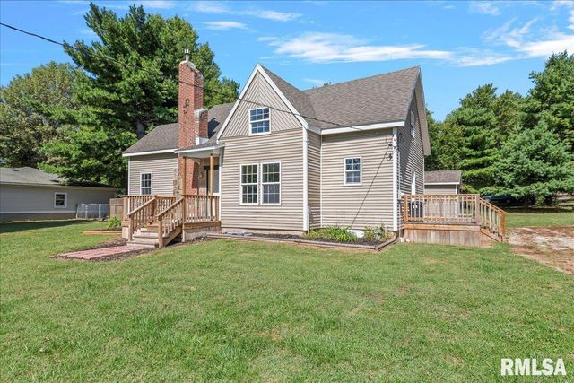 116 E CENTER Street, Mt Auburn, IL 62547