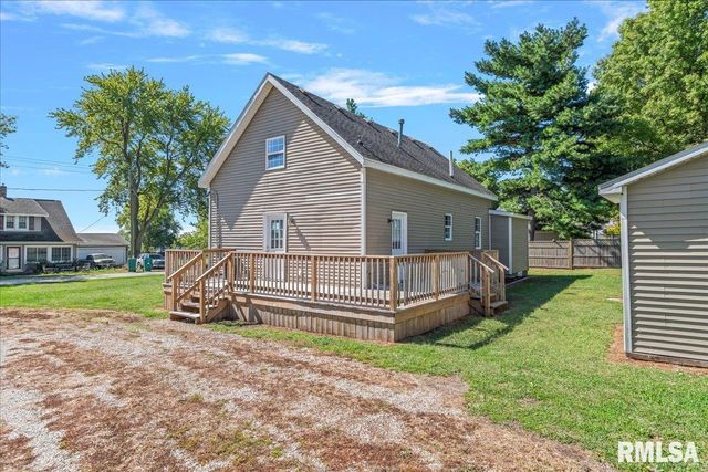 116 E CENTER Street, Mt Auburn, IL 62547