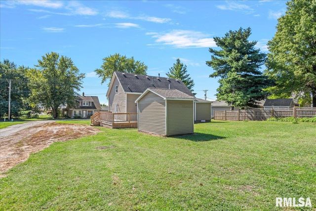 116 E CENTER Street, Mt Auburn, IL 62547