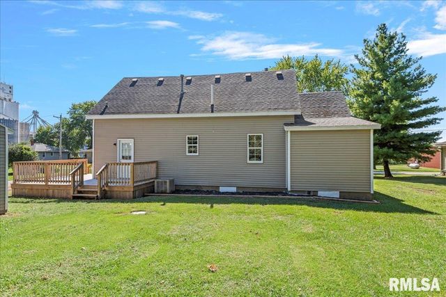 116 E CENTER Street, Mt Auburn, IL 62547