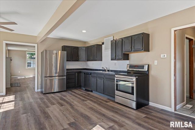 116 E CENTER Street, Mt Auburn, IL 62547