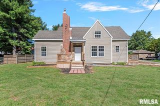 116 E CENTER Street, Mt Auburn, IL 62547