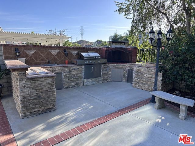 28735 Citrus Place, Santa Clarita, CA 91390