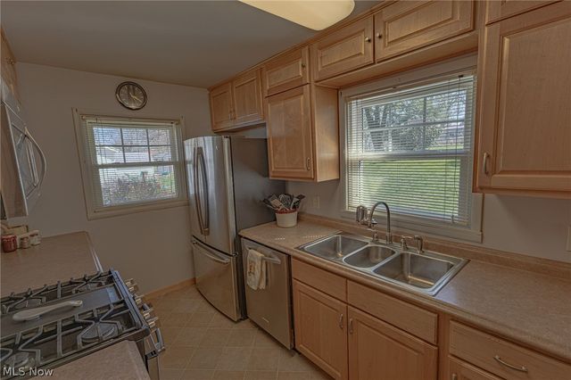 208 Stealey Street, Middlebourne, WV 26149