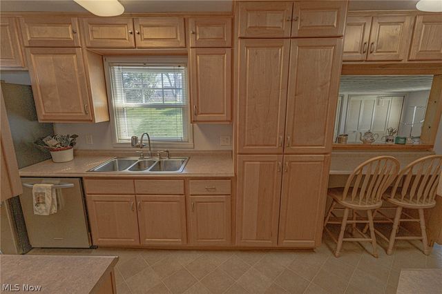 208 Stealey Street, Middlebourne, WV 26149