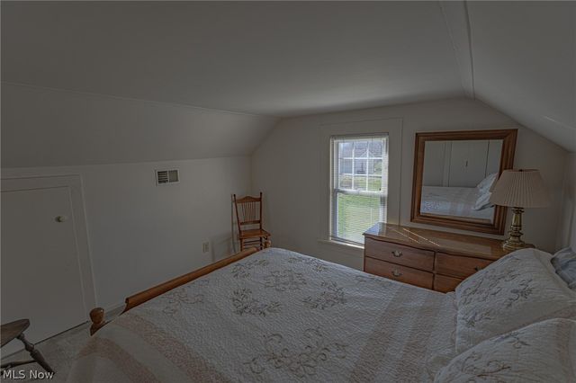 208 Stealey Street, Middlebourne, WV 26149