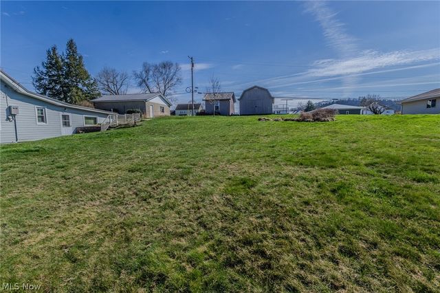 208 Stealey Street, Middlebourne, WV 26149