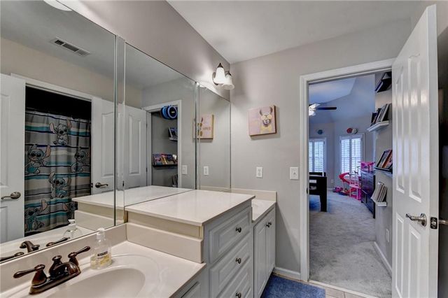 2420 Hopehaven Way, Hoschton, GA 30548