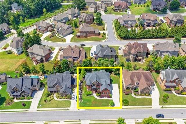 2420 Hopehaven Way, Hoschton, GA 30548