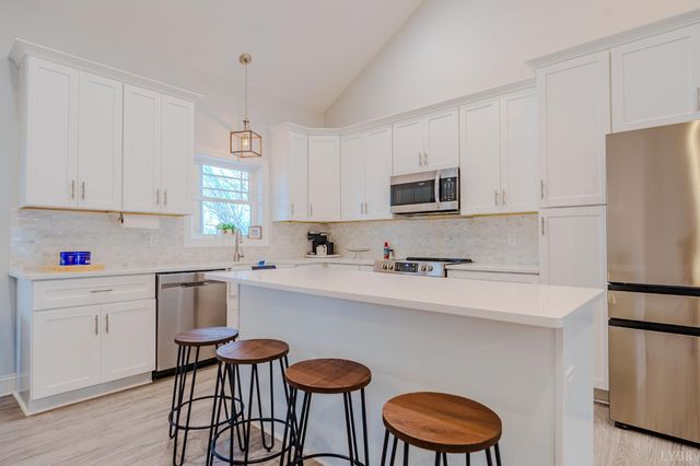 117 Victor Drive, Lynchburg, VA 24501