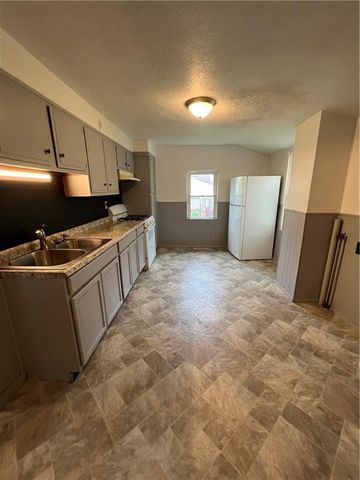 409 ROSS Street, Erie, PA 16507