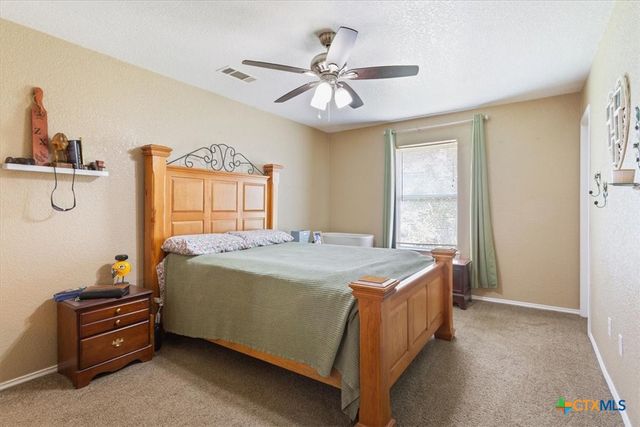 2202 Clairidge Avenue, Killeen, TX 76549