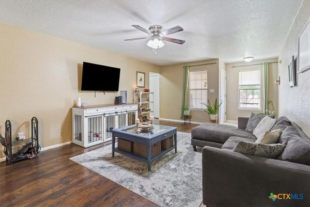 2202 Clairidge Avenue, Killeen, TX 76549
