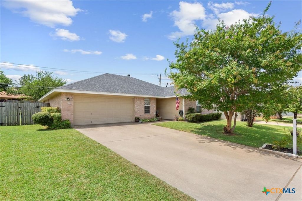 2202 Clairidge Avenue, Killeen, TX 76549