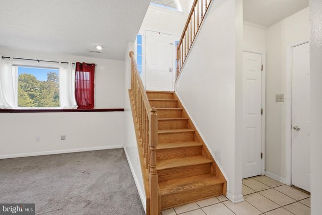 261 BAER OAK DR, Maurertown, VA 22644