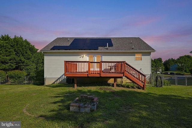 261 BAER OAK DR, Maurertown, VA 22644