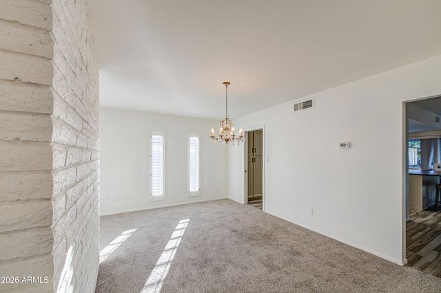 1704 W KIOWA Avenue, Mesa, AZ 85202