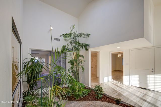 1704 W KIOWA Avenue, Mesa, AZ 85202