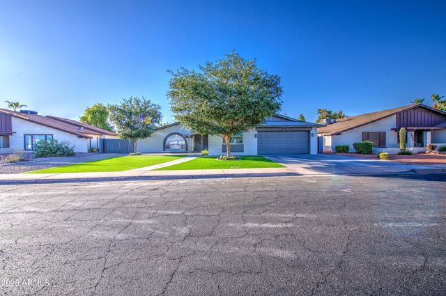 1704 W KIOWA Avenue, Mesa, AZ 85202