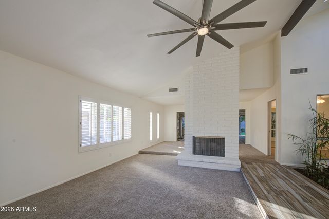 1704 W KIOWA Avenue, Mesa, AZ 85202