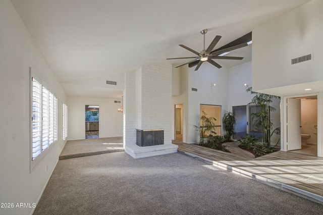 1704 W KIOWA Avenue, Mesa, AZ 85202