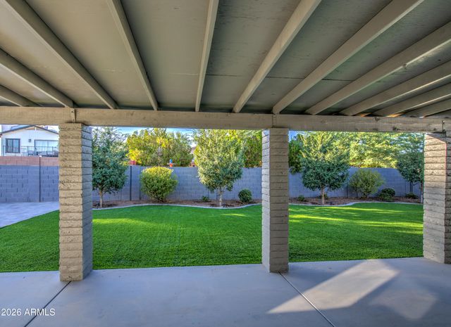 1704 W KIOWA Avenue, Mesa, AZ 85202