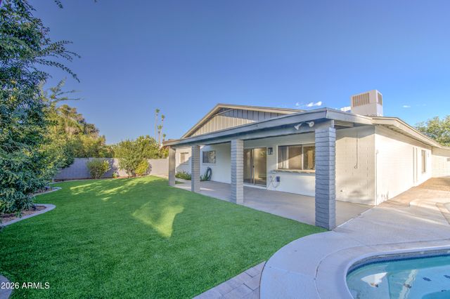 1704 W KIOWA Avenue, Mesa, AZ 85202