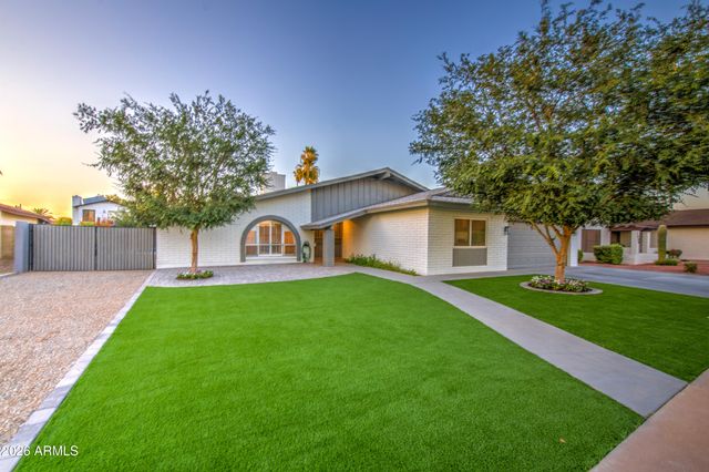 1704 W KIOWA Avenue, Mesa, AZ 85202